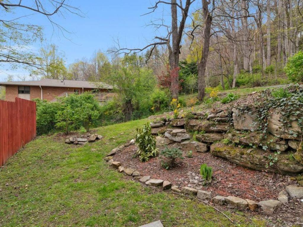 Soco Serene Cabin In The Heart Of Maggie Valley Bagian luar foto