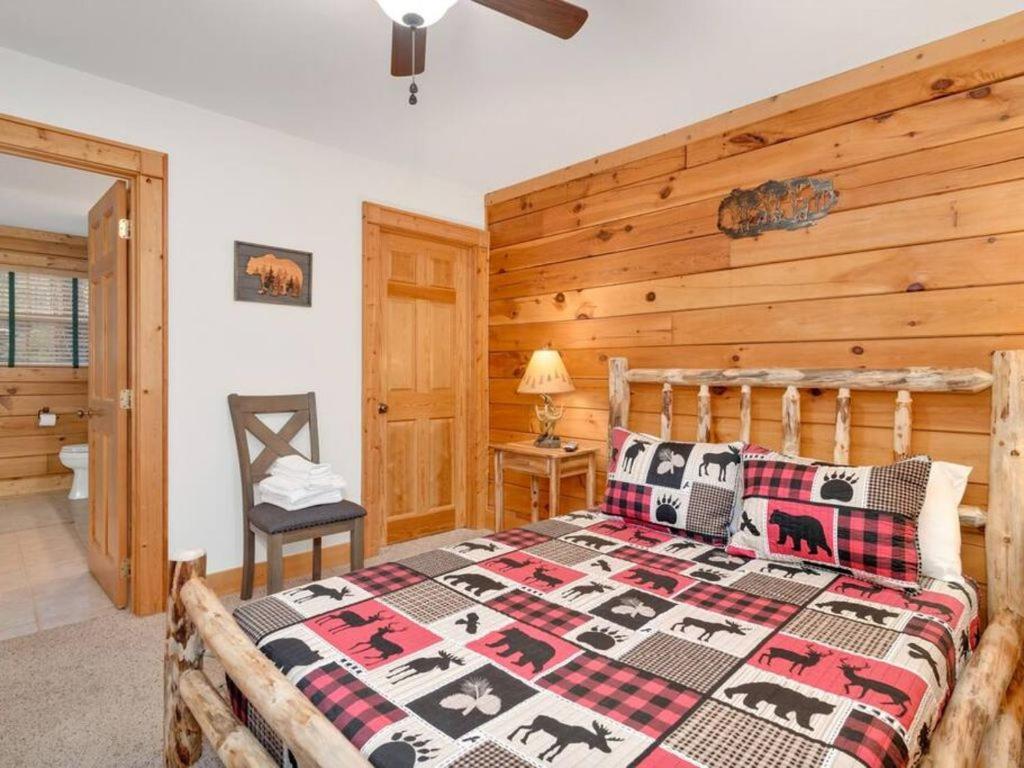 Soco Serene Cabin In The Heart Of Maggie Valley Bagian luar foto